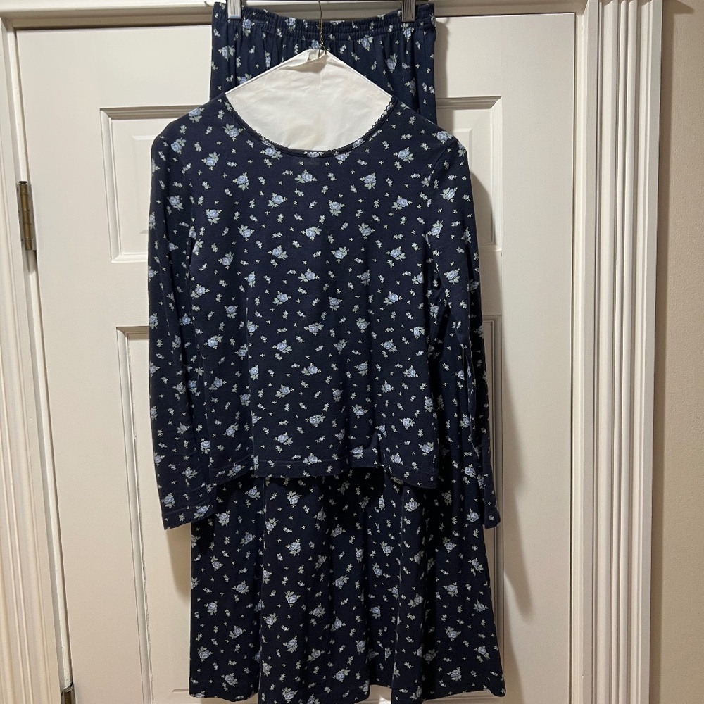 EUC 1990's Laura Ashley 2 piece skirt set, blue, small
